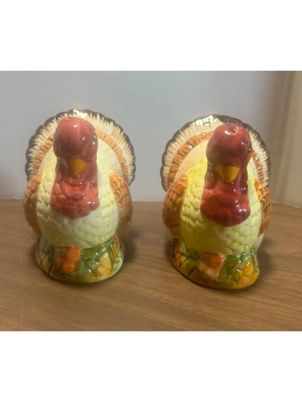 WCL Thanksgiving Turkey Salt & Pepper Shakers Ceramic Seasonal Decor VTG 90s